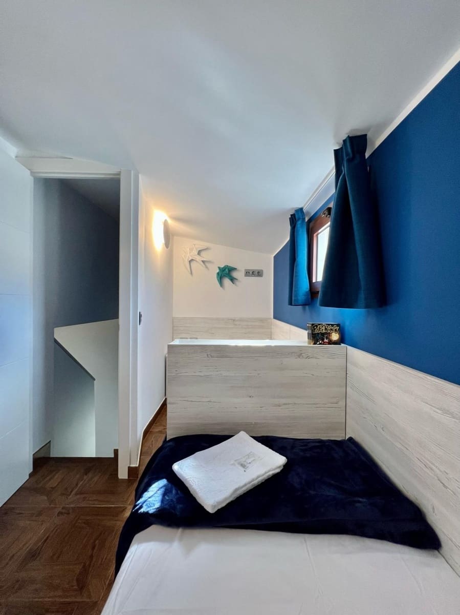 2 makuuhuone Rivitalo myytävänä paikassa Playa del Ingles mukana uima-altaan - 350 000 € (Ref: 9674177)