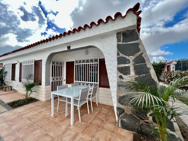 2 makuuhuone Rivitalo myytävänä paikassa Playa del Inglés, San Bartolomé de Tirajana mukana uima-altaan - 350 000 € (Ref: 9674177)