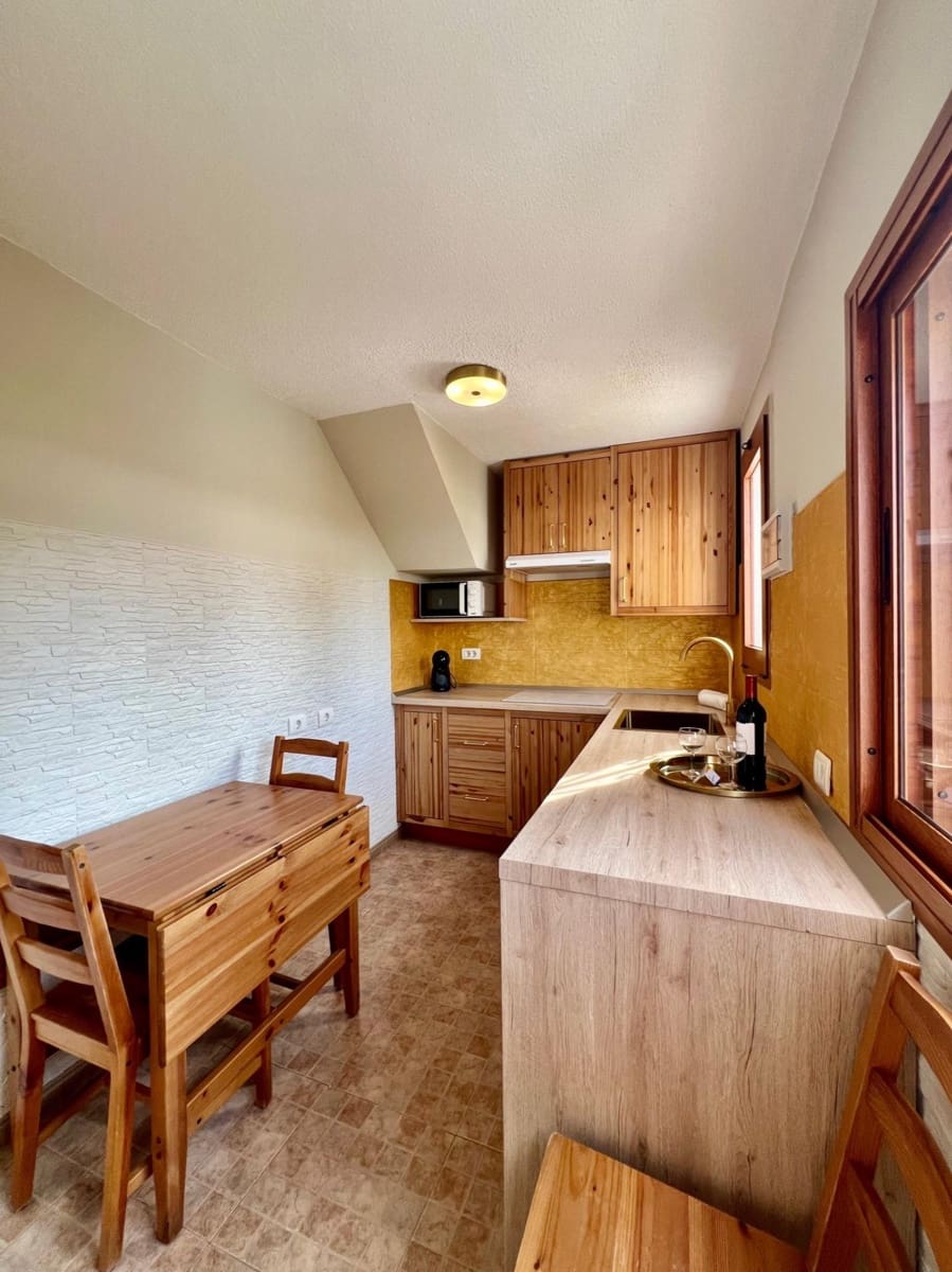 2 slaapkamer Rijtjeshuis te koop in Playa del Ingles met zwembad - € 350.000 (Ref: 9674178)