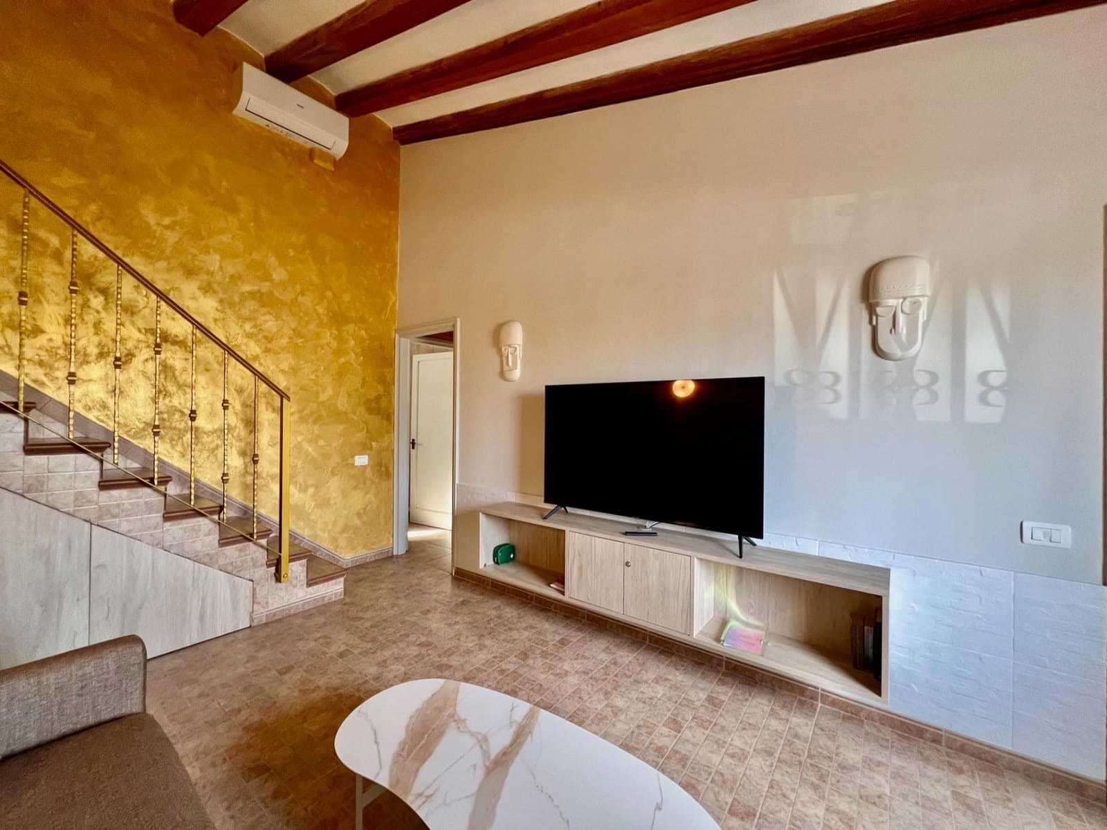 2 slaapkamer Rijtjeshuis te koop in Playa del Ingles met zwembad - € 350.000 (Ref: 9674178)