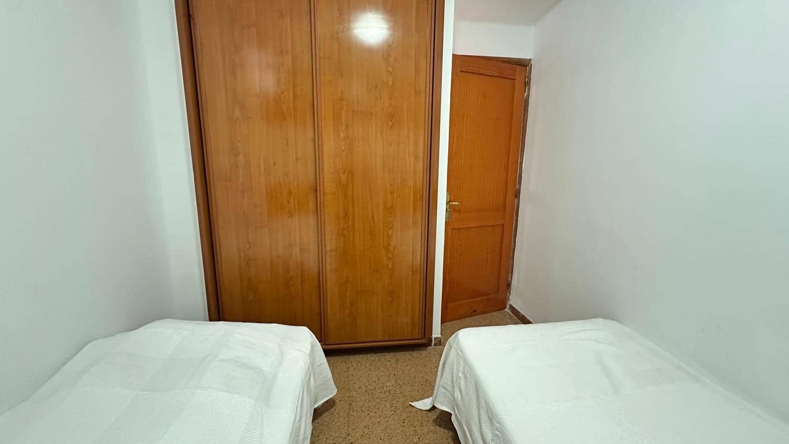 2 slaapkamer Appartement te koop in Playa del Ingles met zwembad - € 295.000 (Ref: 9674179)