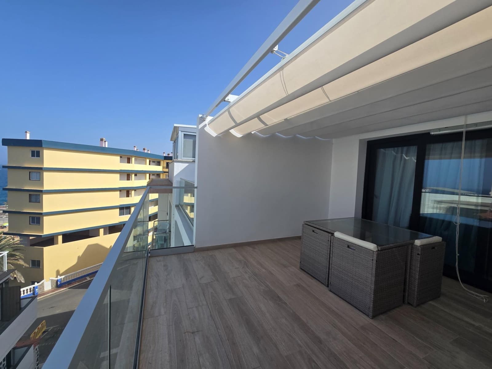 2 slaapkamer Appartement te huur in Arguineguin met zwembad garage - € 1.500 (Ref: 9686387)