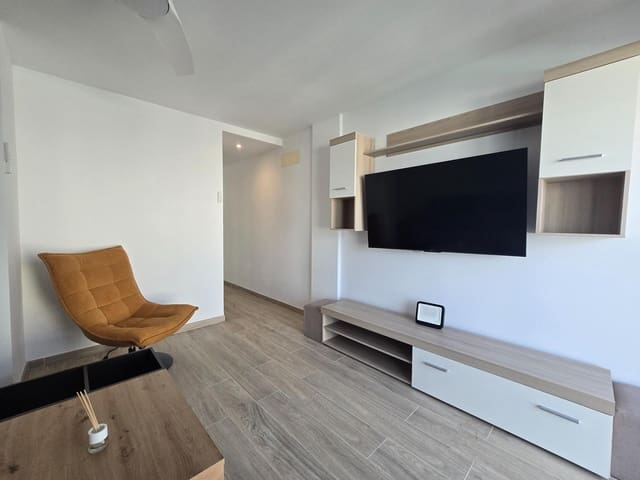 2 slaapkamer Appartement te huur in Arguineguín, Mogán met zwembad garage - € 1.500 (Ref: 9686387)