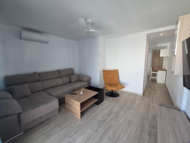 2 slaapkamer Appartement te huur in Arguineguín, Mogán met zwembad garage - € 1.500 (Ref: 9686387)