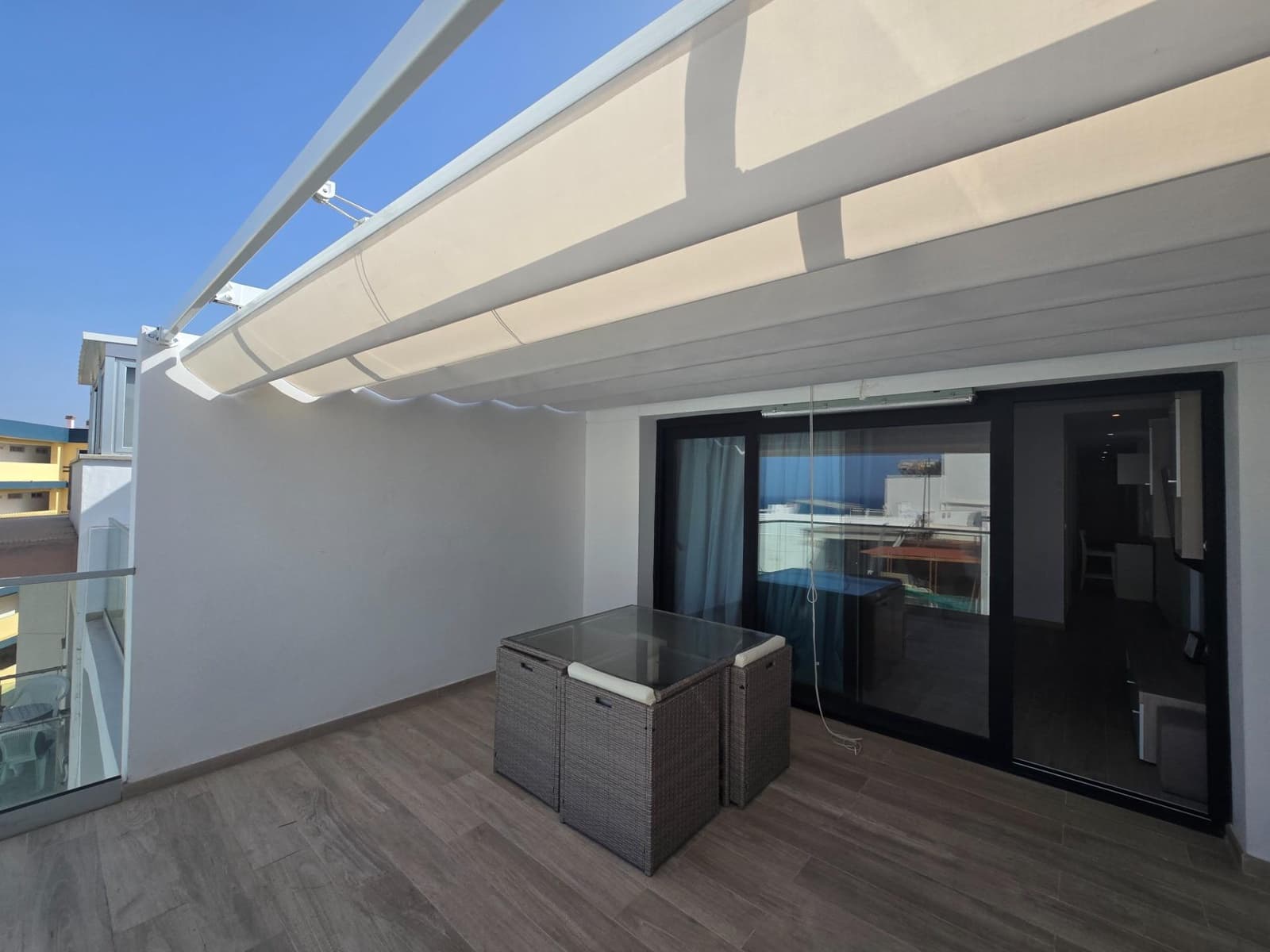 2 slaapkamer Appartement te huur in Arguineguin met zwembad garage - € 1.500 (Ref: 9686387)