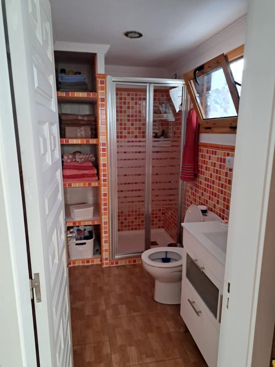 2 makuuhuone Bungalow vuokrattavana paikassa Playa del Ingles mukana uima-altaan - 1 400 € (Ref: 9695303)