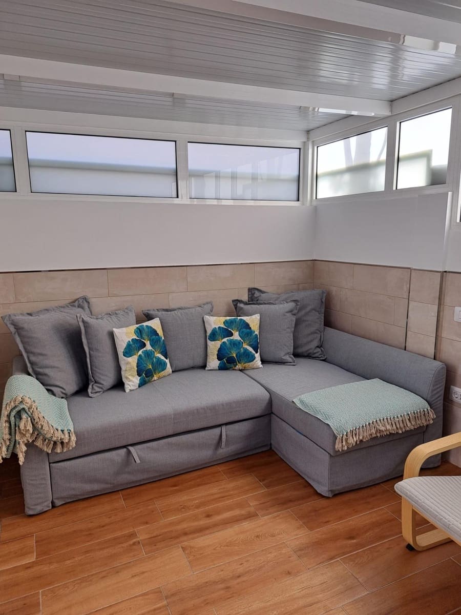 2 makuuhuone Bungalow vuokrattavana paikassa Playa del Ingles mukana uima-altaan - 1 400 € (Ref: 9695303)