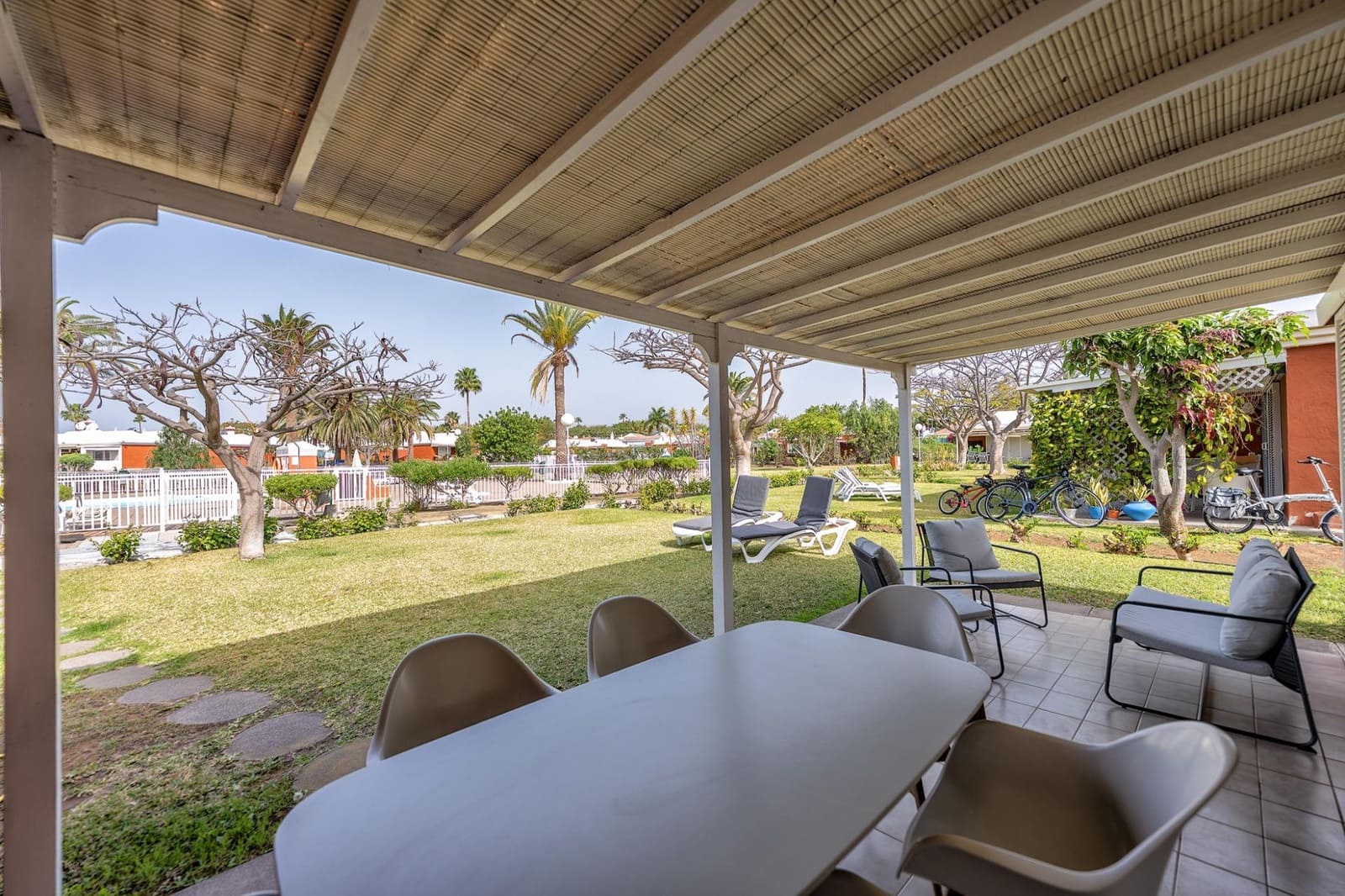 2 bedroom Bungalow for sale in Campo Internacional with pool - € 480,000 (Ref: 9695304)