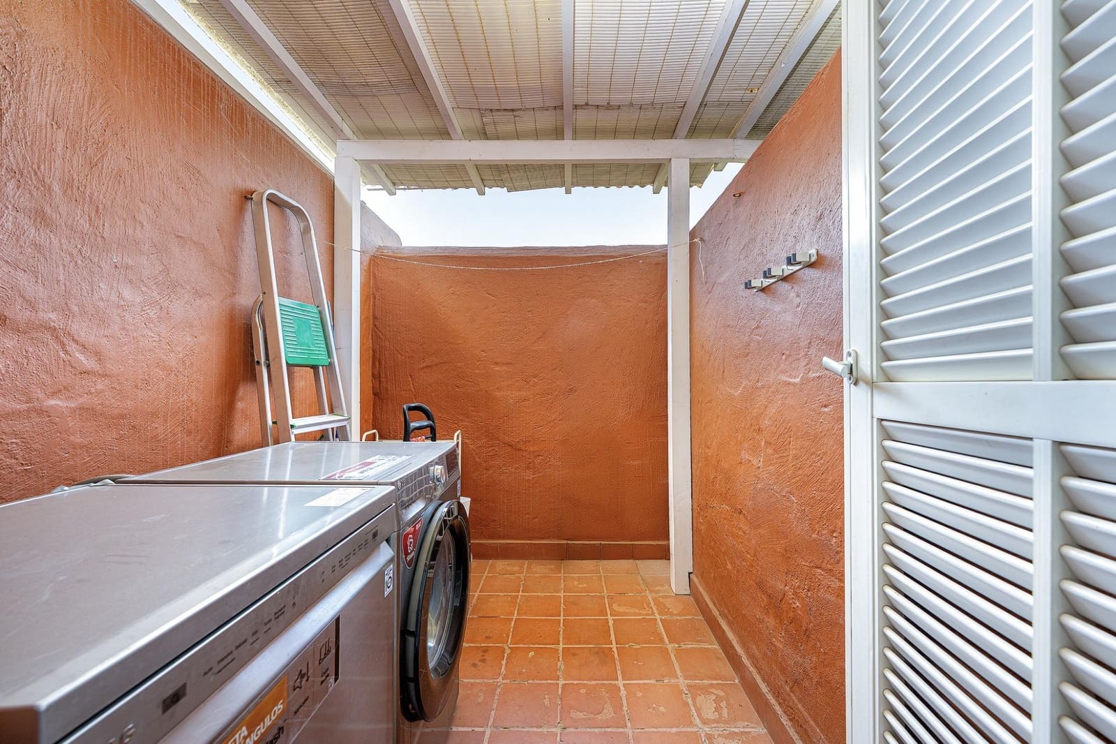 2 bedroom Bungalow for sale in Campo Internacional with pool - € 480,000 (Ref: 9695304)