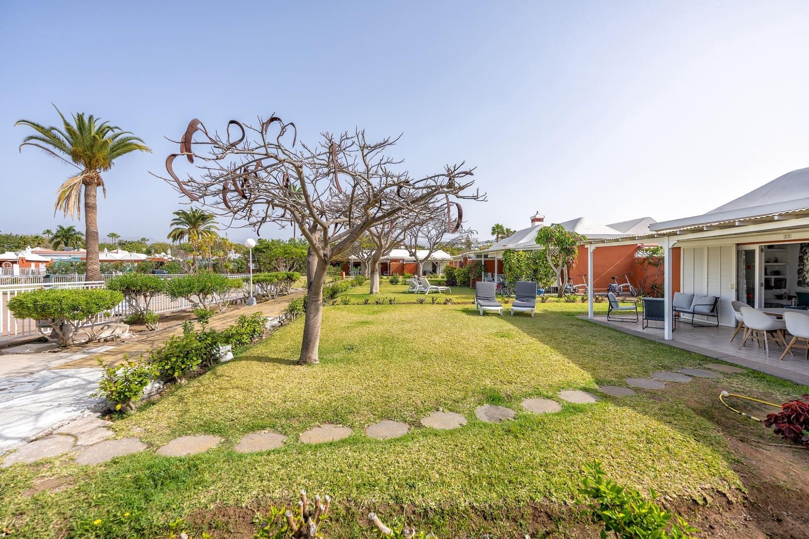 2 bedroom Bungalow for sale in Campo Internacional with pool - € 480,000 (Ref: 9695304)