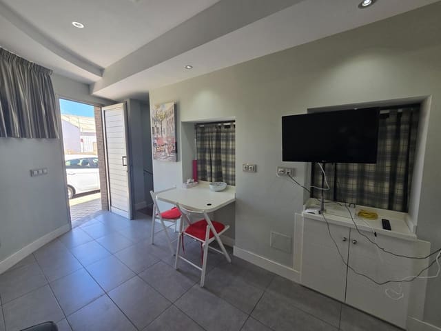 Appartement de 1 chambre à louer à Arguineguín, Mogán avec garage - 800 € (Ref: 9714901)