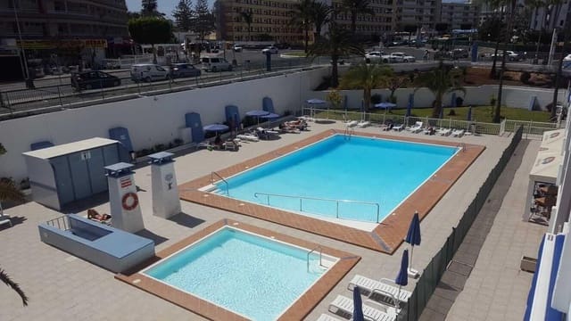Appartement de 1 chambre à louer à Playa del Inglés, San Bartolomé de Tirajana - 1 100 € (Ref: 9719895)