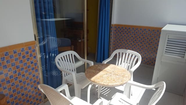 Appartement de 1 chambre à louer à Playa del Inglés, San Bartolomé de Tirajana - 1 100 € (Ref: 9719895)
