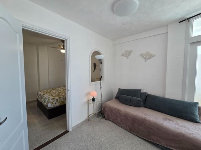 Appartement de 1 chambre à louer à Puerto Rico, Mogán avec piscine - 1 000 € (Ref: 9719897)