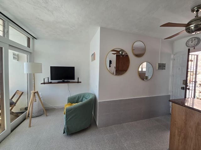 Appartement de 1 chambre à louer à Puerto Rico, Mogán avec piscine - 1 000 € (Ref: 9719897)