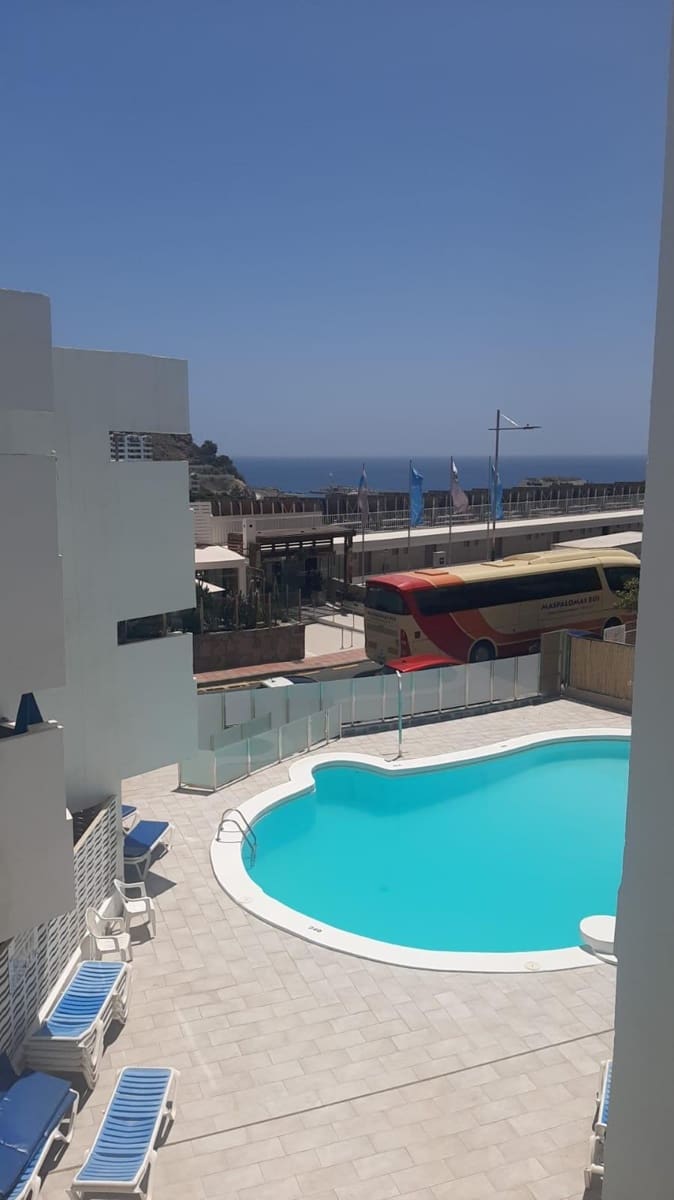 1 soveværelse Lejlighed til leje i Puerto Rico med swimmingpool - € 950 (Ref: 9719897)