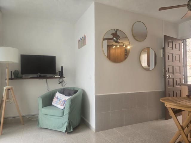 1 soverom Leilighet til leie i Puerto Rico, Mogán med svømmebasseng - € 900 (Ref: 9719897)