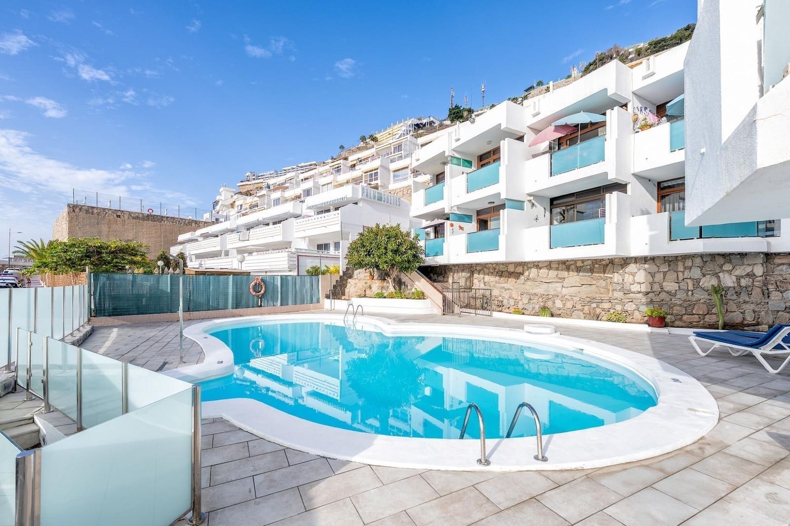 1 soveværelse Lejlighed til leje i Puerto Rico med swimmingpool - € 950 (Ref: 9719897)