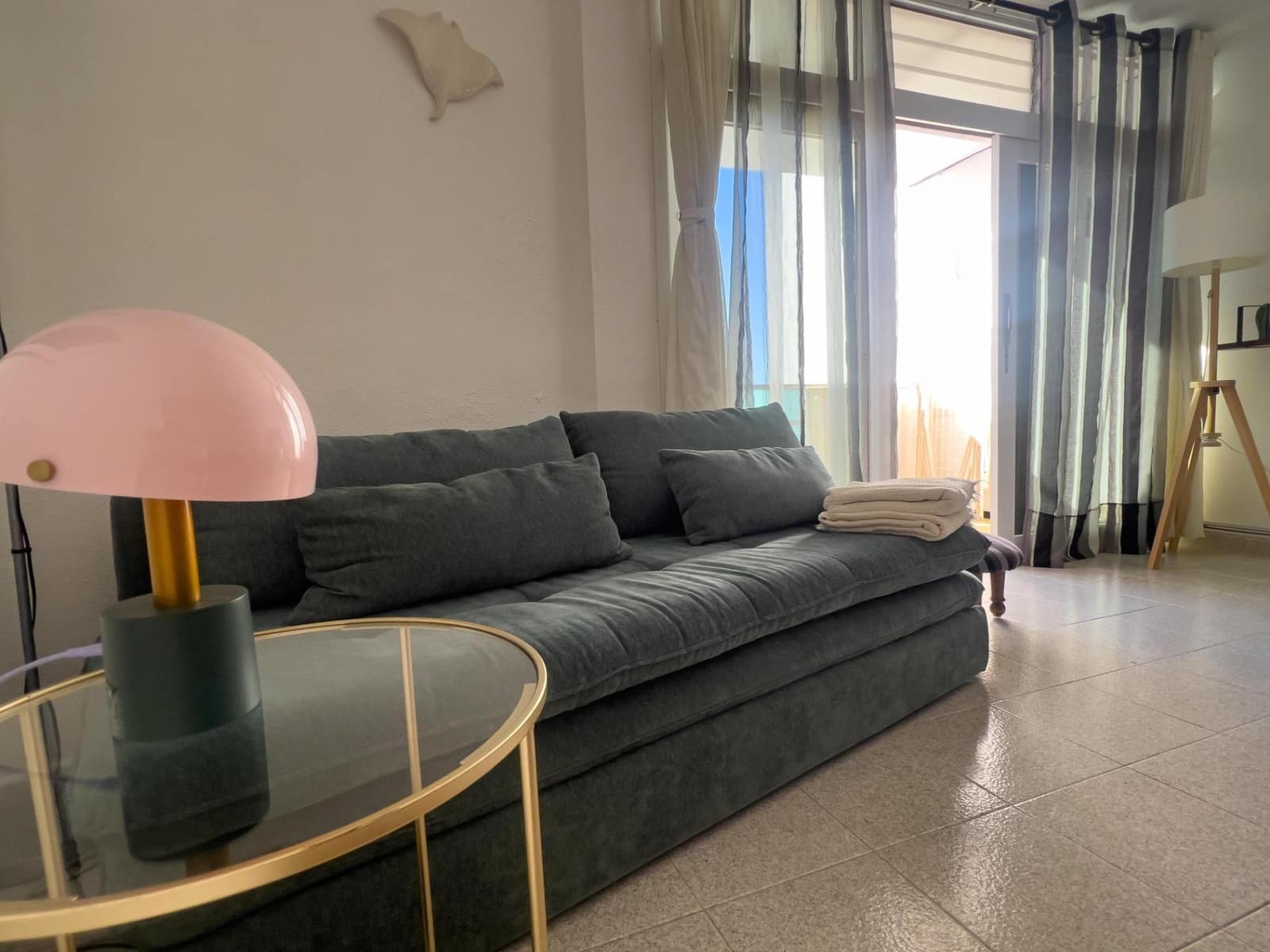 1 soveværelse Lejlighed til leje i Puerto Rico med swimmingpool - € 950 (Ref: 9719897)