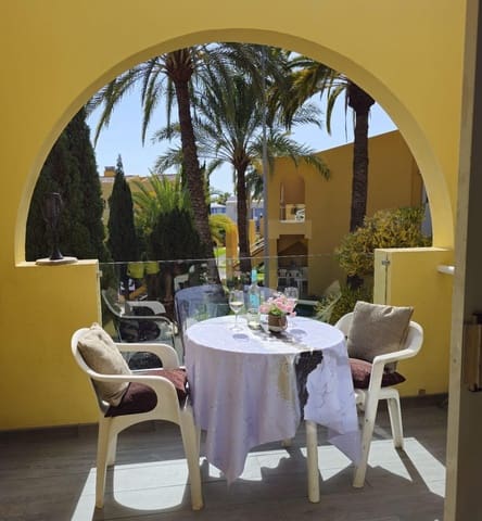 Apartamento de 1 habitación en San Bartolomé de Tirajana en alquiler - 1.100 € (Ref: 9721666)