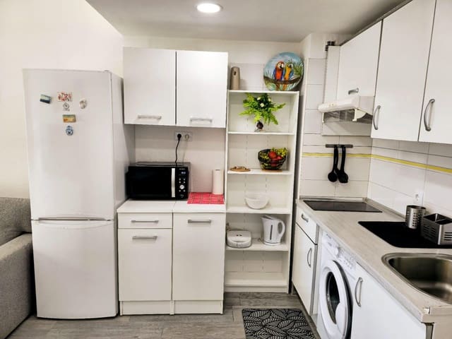 Apartamento de 1 habitación en San Bartolomé de Tirajana en alquiler - 1.100 € (Ref: 9721666)