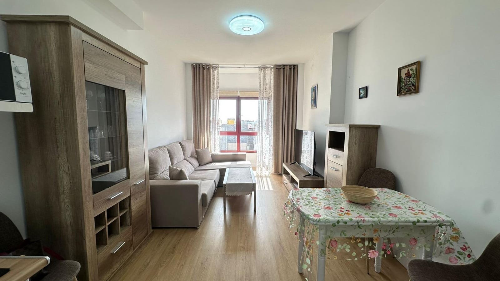 1 slaapkamer Flat te huur in Santa Lucia de Tirajana - € 950 (Ref: 9721667)