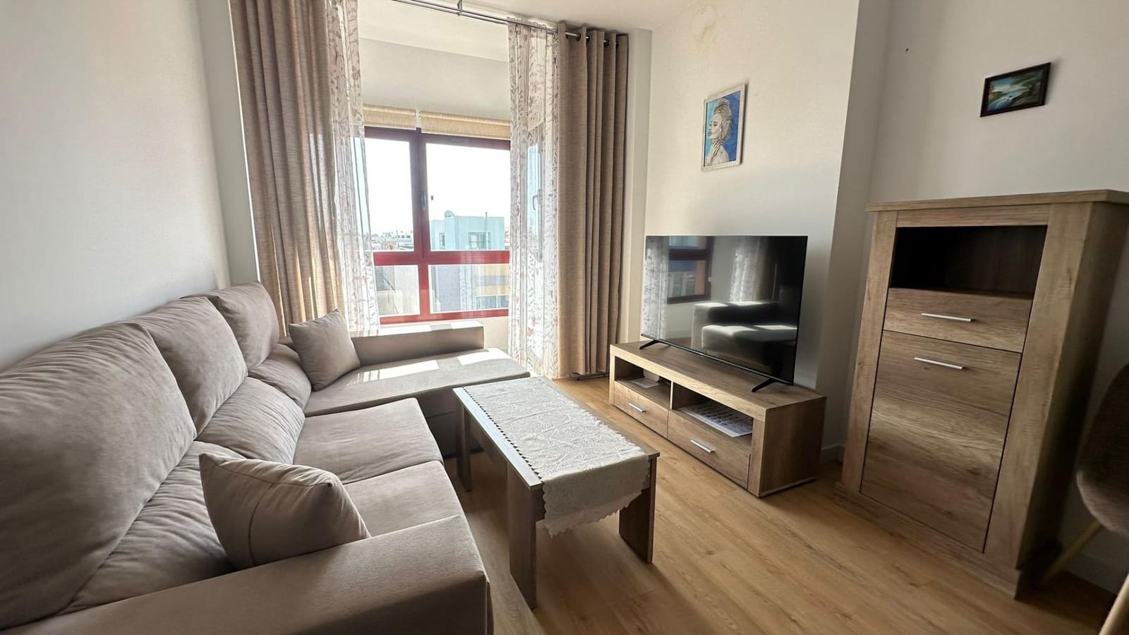 1 slaapkamer Flat te huur in Santa Lucia de Tirajana - € 950 (Ref: 9721667)
