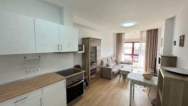 Appartement de 1 chambre à louer à Santa Lucía de Tirajana - 950 € (Ref: 9721667)