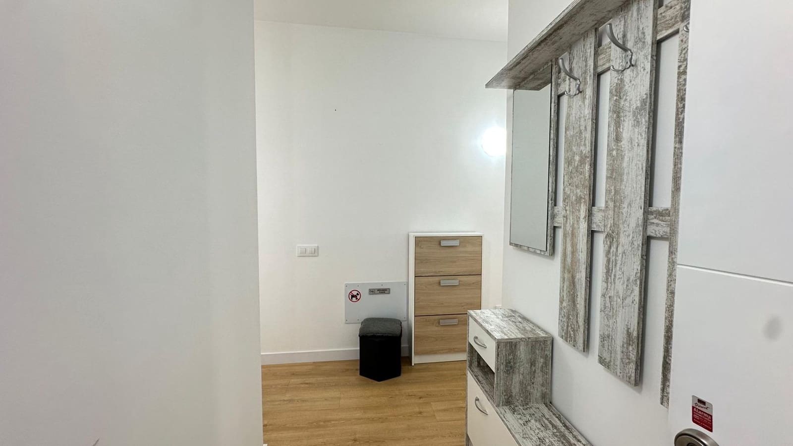 1 slaapkamer Flat te huur in Santa Lucia de Tirajana - € 950 (Ref: 9721667)