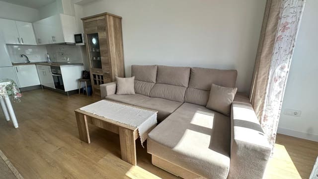 Appartement de 1 chambre à louer à Santa Lucía de Tirajana - 950 € (Ref: 9721667)
