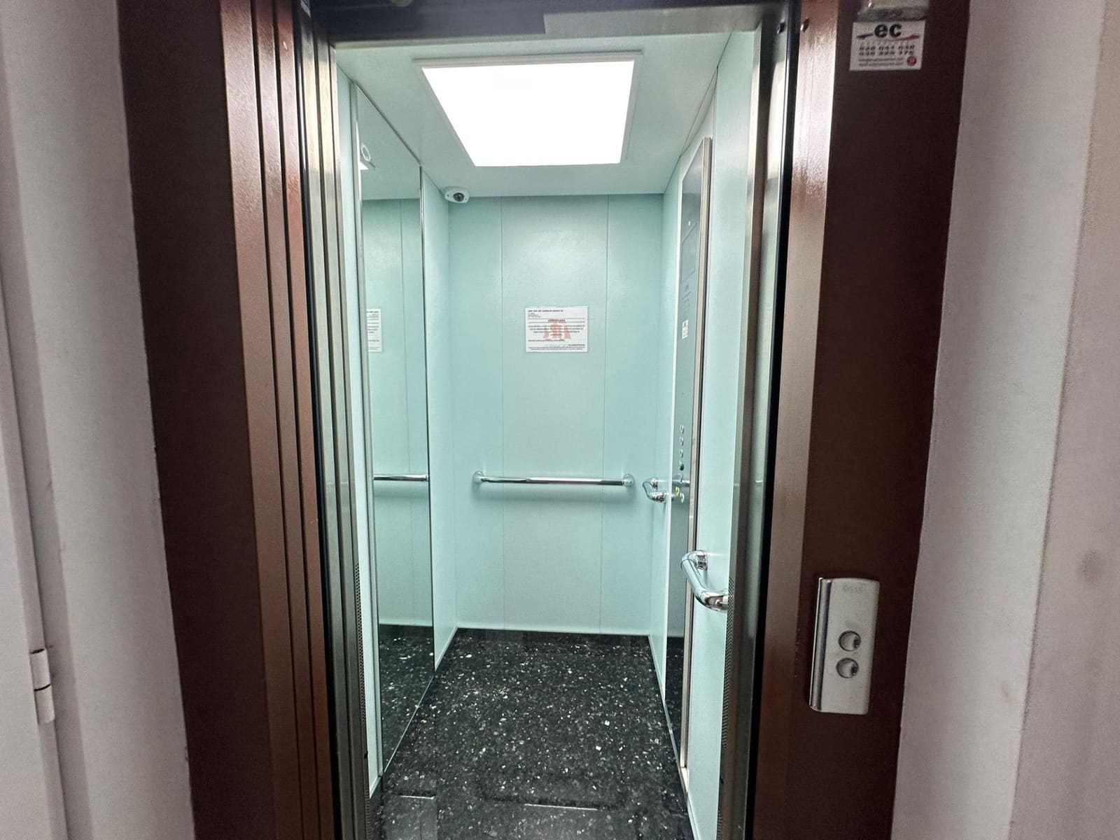 1 slaapkamer Flat te huur in Santa Lucia de Tirajana - € 950 (Ref: 9721667)