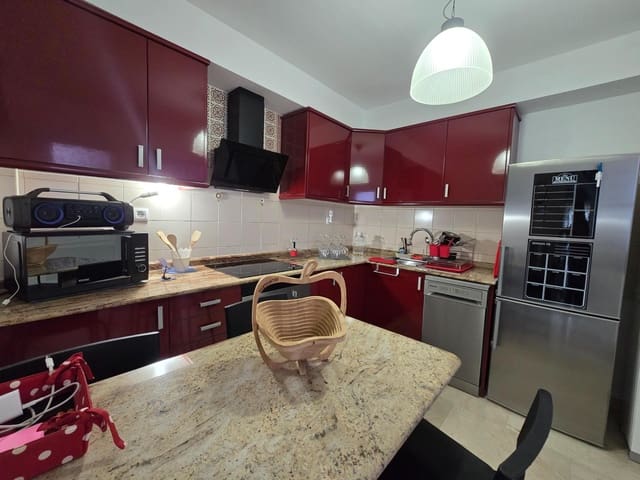 Appartement de 2 chambres à louer à Puerto Rico, Mogán avec piscine - 1 500 € (Ref: 9729320)