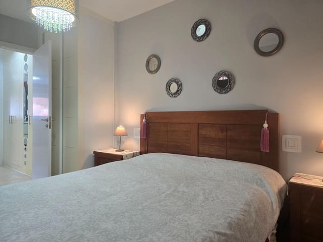 Appartement de 2 chambres à louer à Puerto Rico, Mogán avec piscine - 1 500 € (Ref: 9729320)