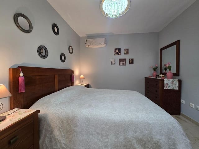 Appartement de 2 chambres à louer à Puerto Rico, Mogán avec piscine - 1 500 € (Ref: 9729320)