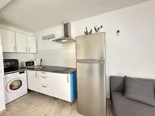 1 soveværelse Lejlighed til leje i San Agustín, San Bartolomé de Tirajana med swimmingpool - € 1.200 (Ref: 9758939)