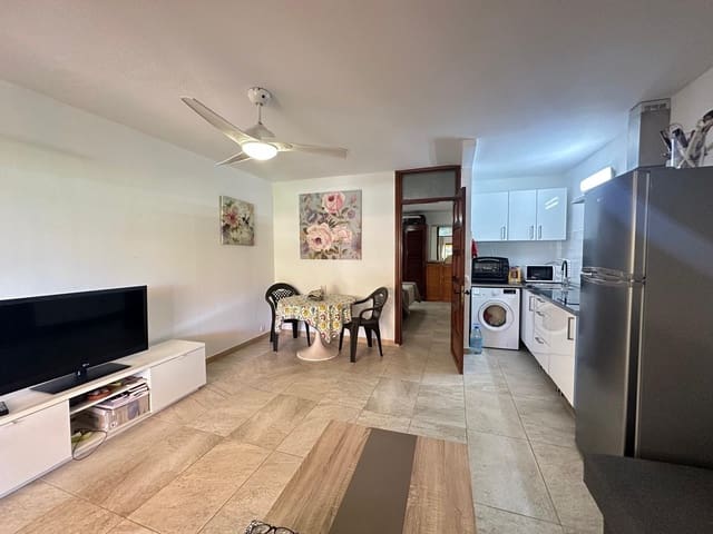 1 soveværelse Lejlighed til leje i San Agustín, San Bartolomé de Tirajana med swimmingpool - € 1.200 (Ref: 9758939)