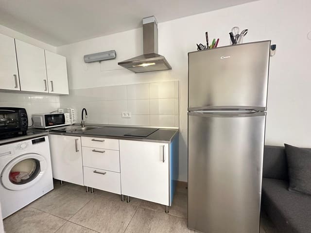 1 soveværelse Lejlighed til leje i San Agustín, San Bartolomé de Tirajana med swimmingpool - € 1.200 (Ref: 9758939)