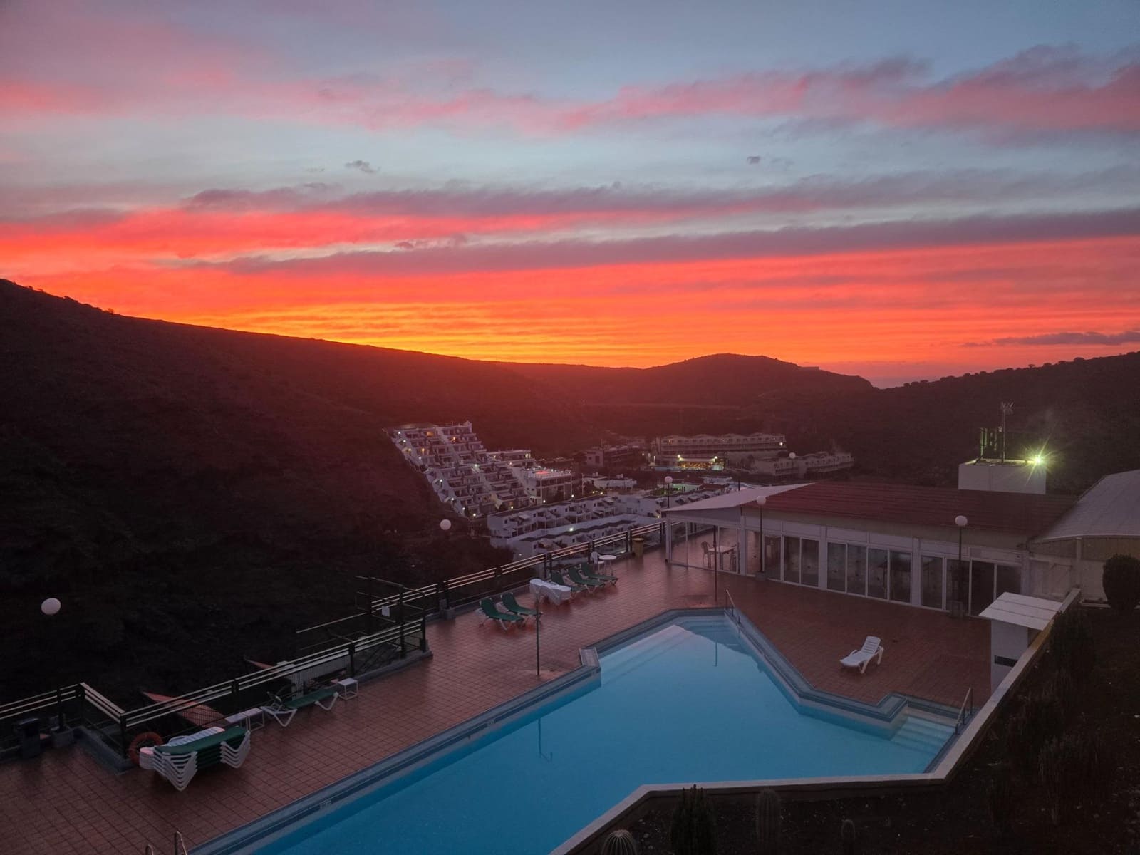 1 soveværelse Lejlighed til leje i Puerto Rico med swimmingpool - € 800 (Ref: 9761954)