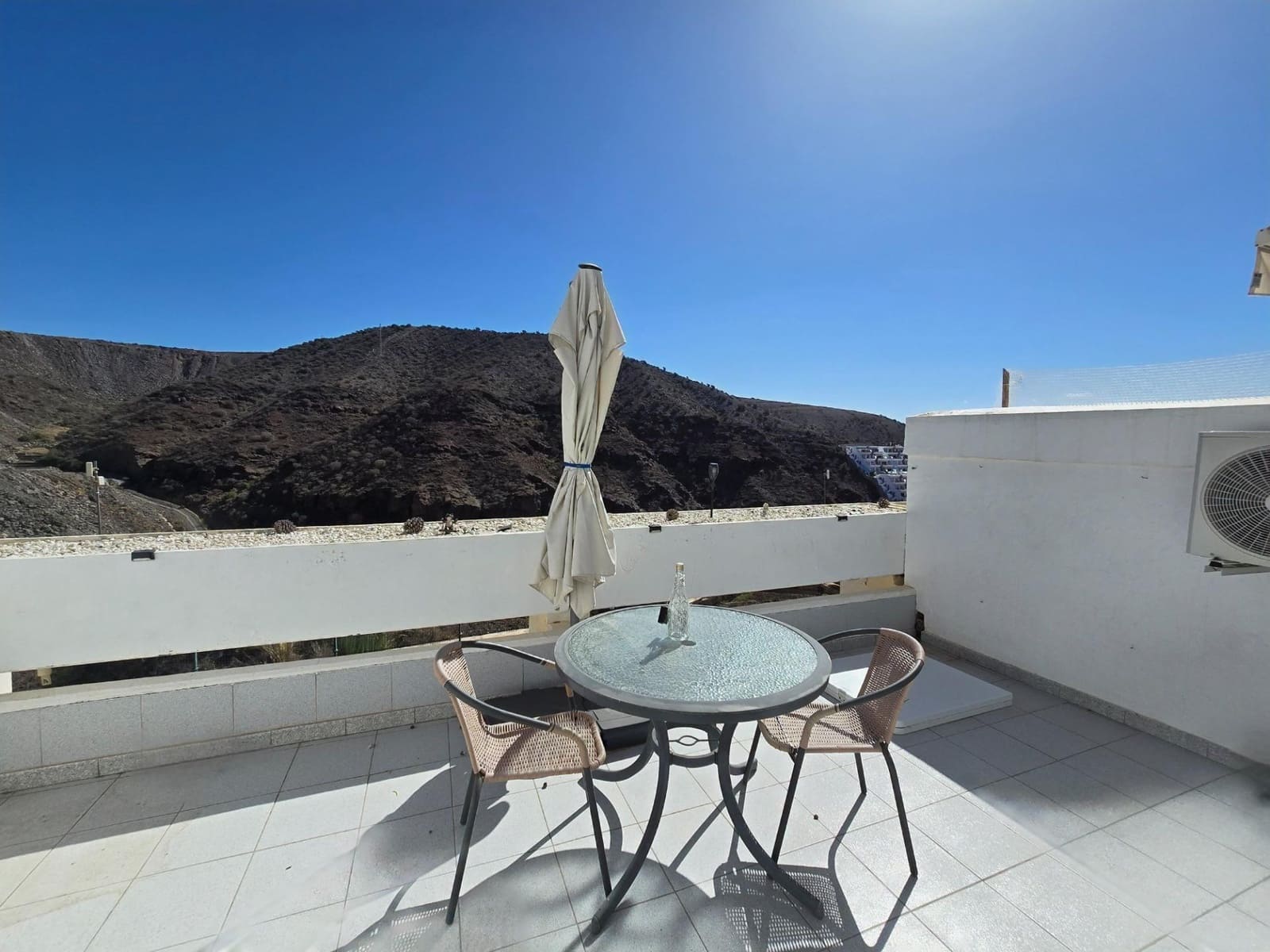 1 soveværelse Lejlighed til leje i Puerto Rico med swimmingpool - € 800 (Ref: 9761954)