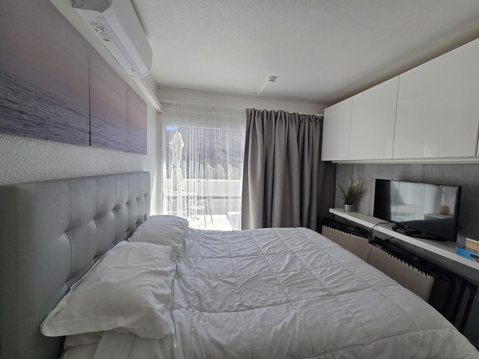 1 soveværelse Lejlighed til leje i Puerto Rico med swimmingpool - € 800 (Ref: 9761954)