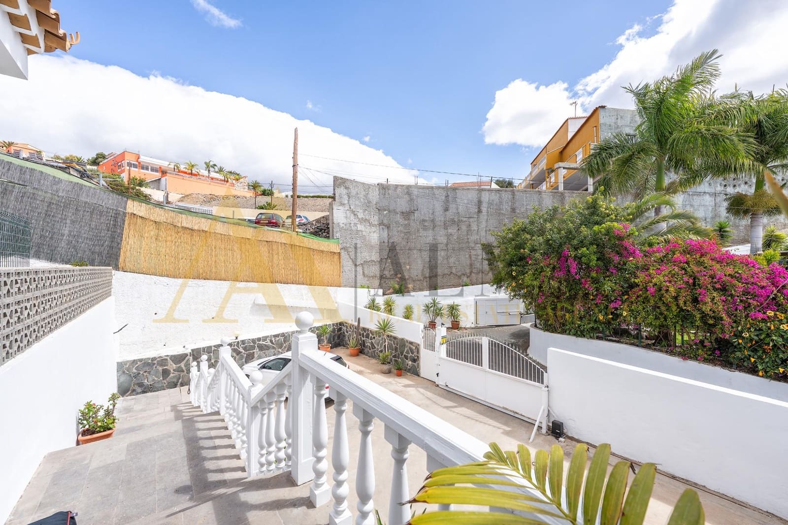 4 slaapkamer Villa te koop in El Salobre met zwembad garage - € 1.500.000 (Ref: 9778089)