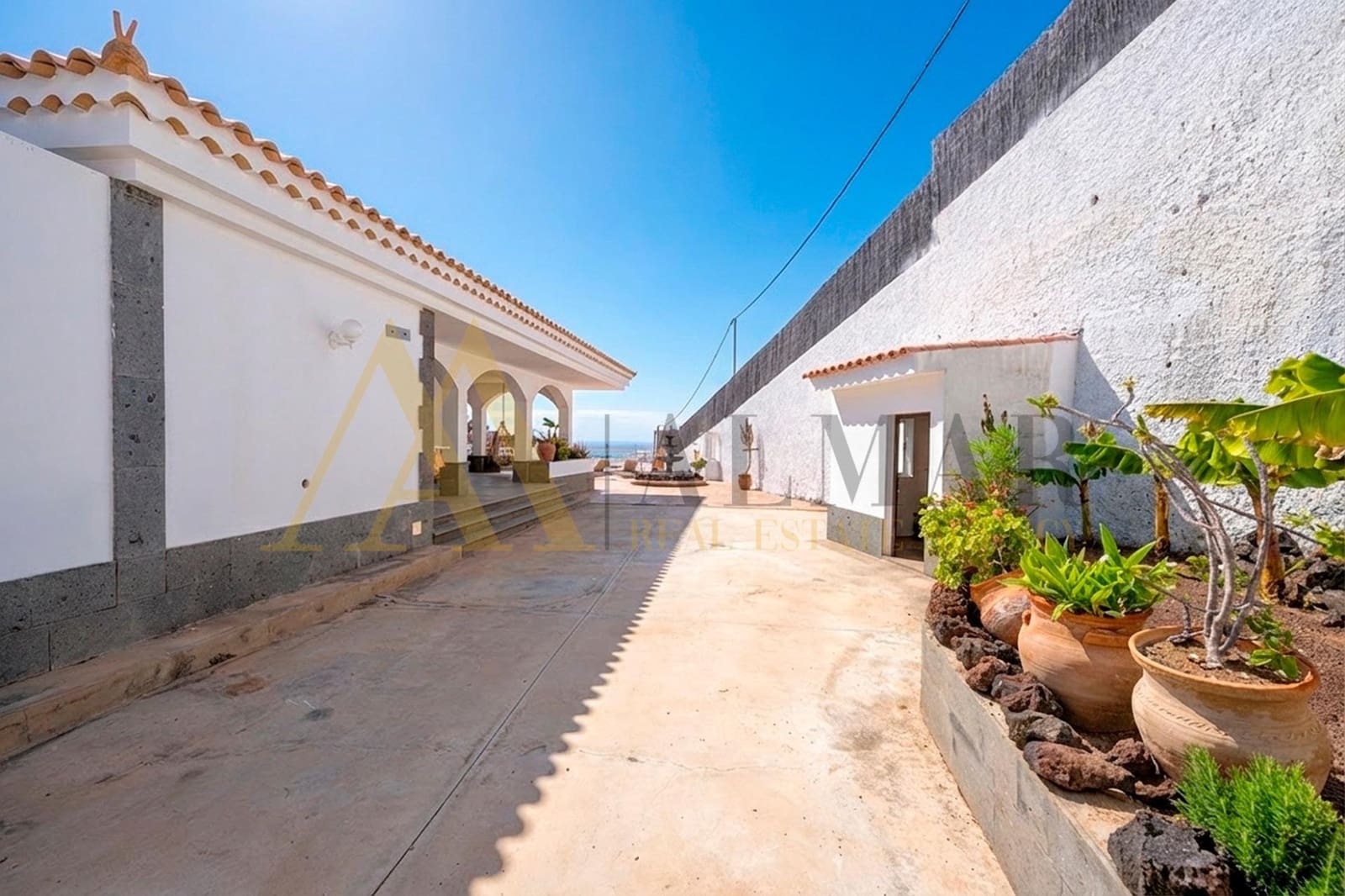 4 slaapkamer Villa te koop in El Salobre met zwembad garage - € 1.500.000 (Ref: 9778089)