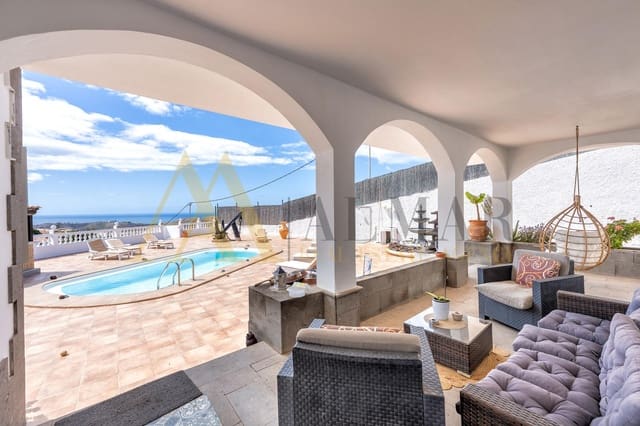 4 sypialnia Willa na sprzedaż w El Salobre, San Bartolomé de Tirajana z basenem garażem - 1 500 000 € (Ref: 9778089)