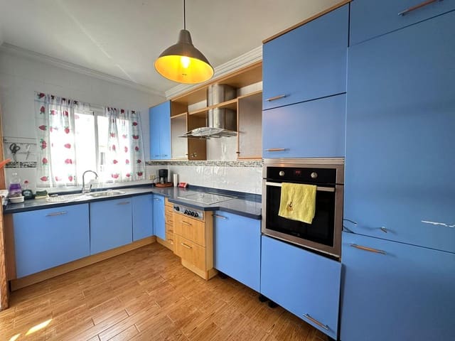 3 makuuhuone Huoneisto myytävänä paikassa El Tablero, San Bartolomé de Tirajana - 259 000 € (Ref: 9783115)