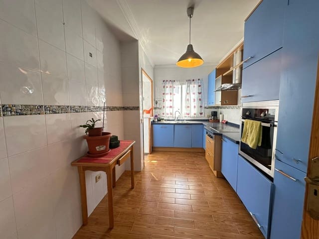 3 makuuhuone Huoneisto myytävänä paikassa El Tablero, San Bartolomé de Tirajana - 259 000 € (Ref: 9783115)