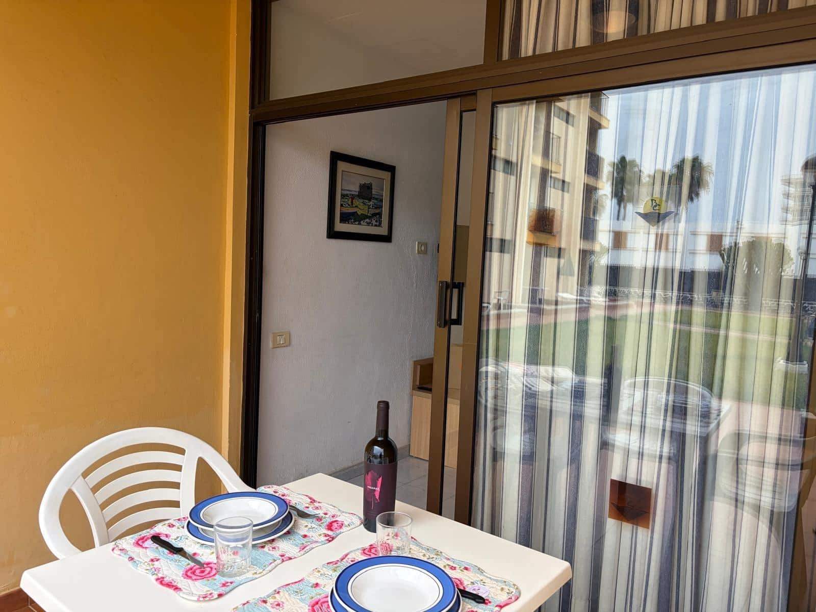 2 makuuhuone Huoneisto vuokrattavana paikassa Playa del Ingles mukana uima-altaan - 1 400 € (Ref: 9783602)