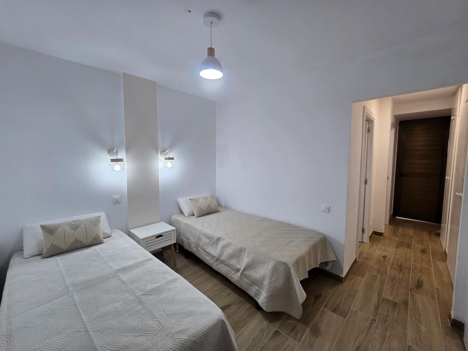 1 makuuhuone Yksiö vuokrattavana paikassa Playa del Ingles mukana uima-altaan - 1 200 € (Ref: 9800627)