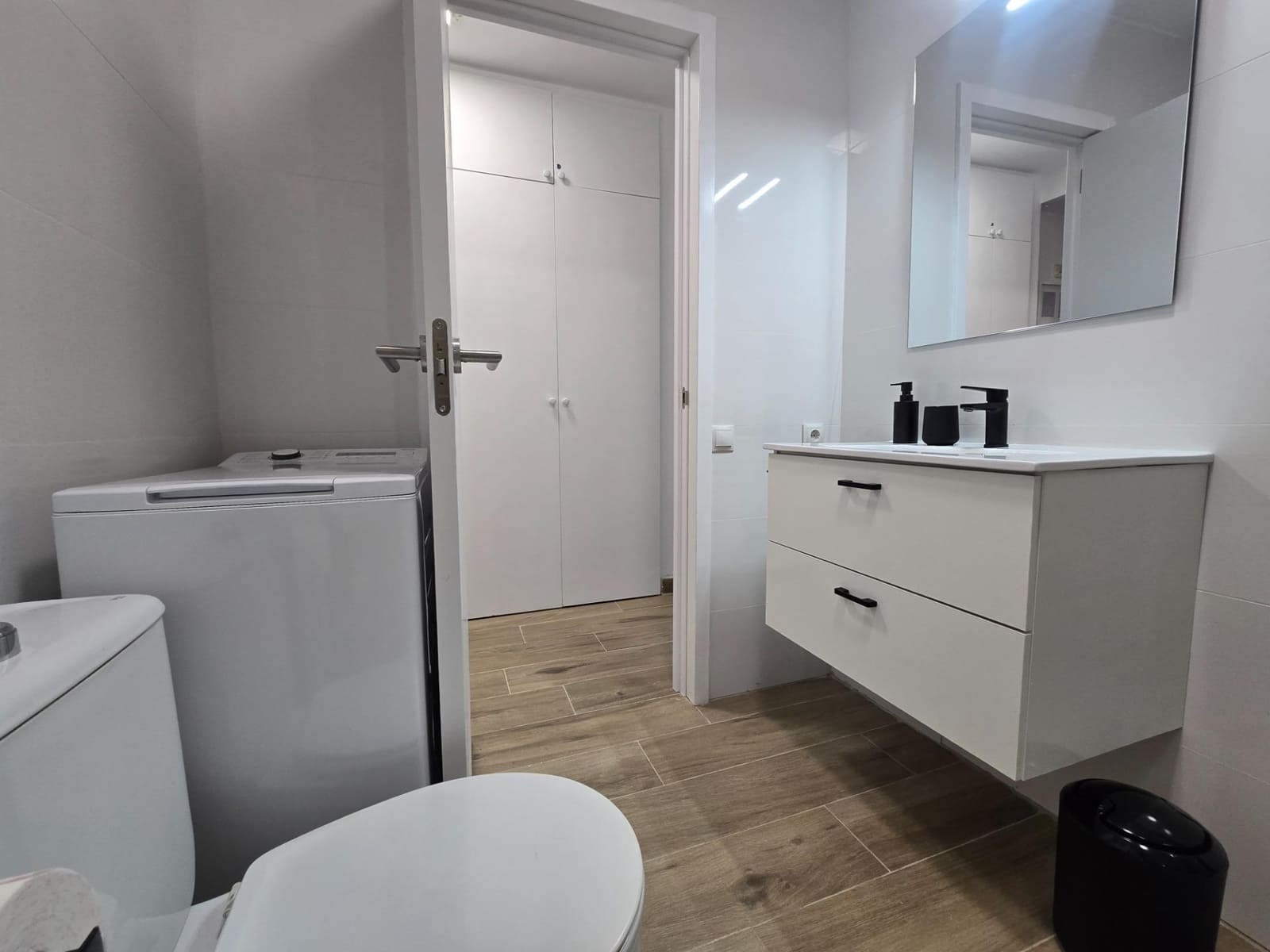 1 makuuhuone Yksiö vuokrattavana paikassa Playa del Ingles mukana uima-altaan - 1 200 € (Ref: 9800627)