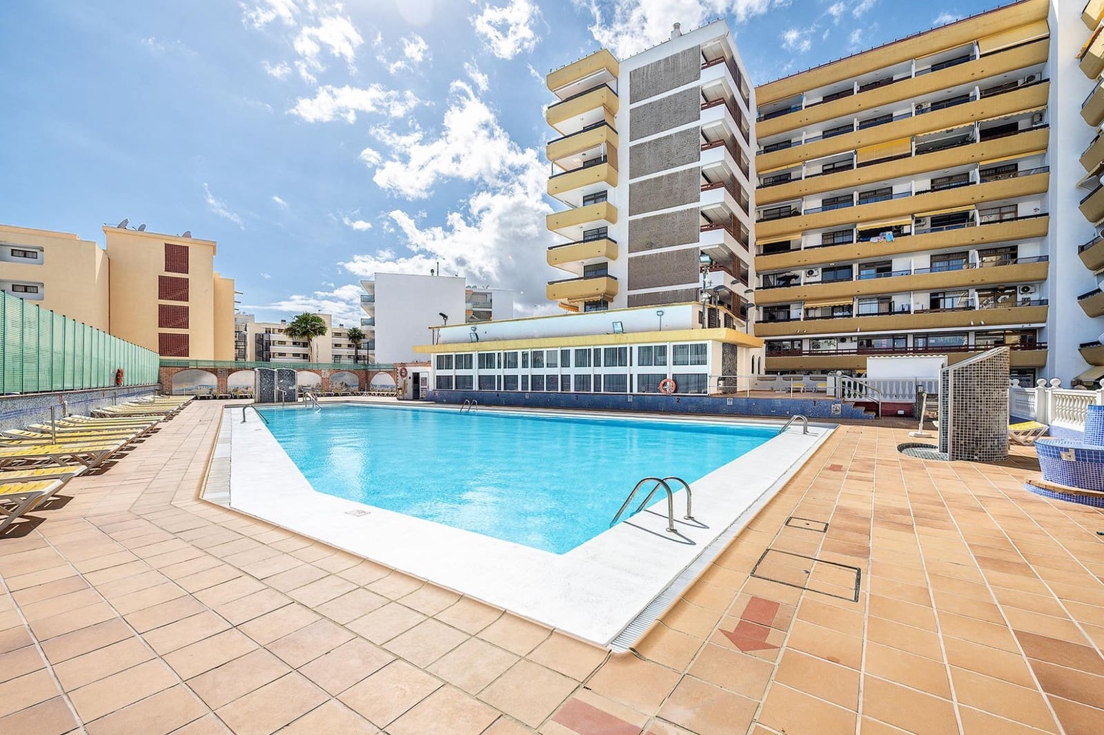 1 makuuhuone Yksiö vuokrattavana paikassa Playa del Ingles mukana uima-altaan - 1 200 € (Ref: 9800627)