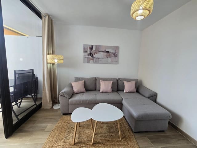 1 makuuhuone Yksiö vuokrattavana paikassa Playa del Inglés, San Bartolomé de Tirajana mukana uima-altaan - 1 200 € (Ref: 9800627)